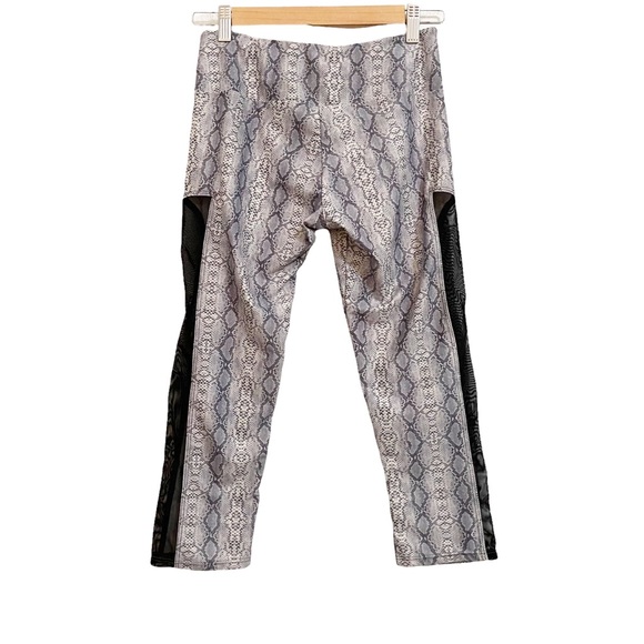 Onzie Leggings Snakeskin Crop Mesh Panel Size Small - Picture 2 of 12